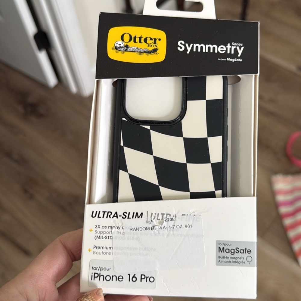 OtterBox Symmetry Series Ultra-Slim Case for iPhone 16 Pro - Black and White NEW